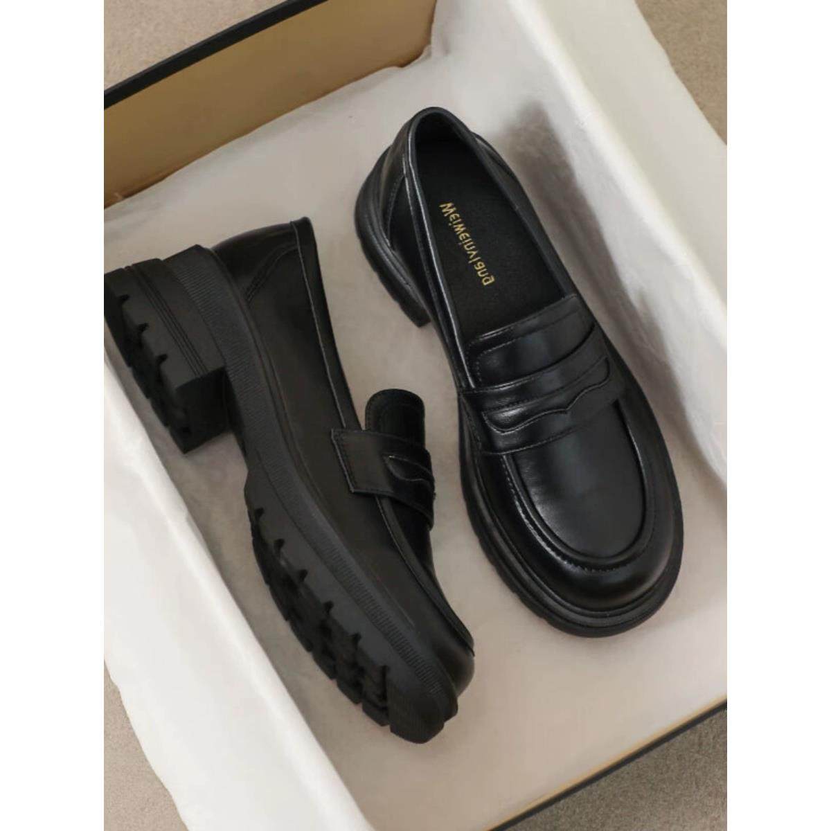 香港风格无障碍奢华新风格~黑色厚底女式小皮鞋2024春秋季多用途