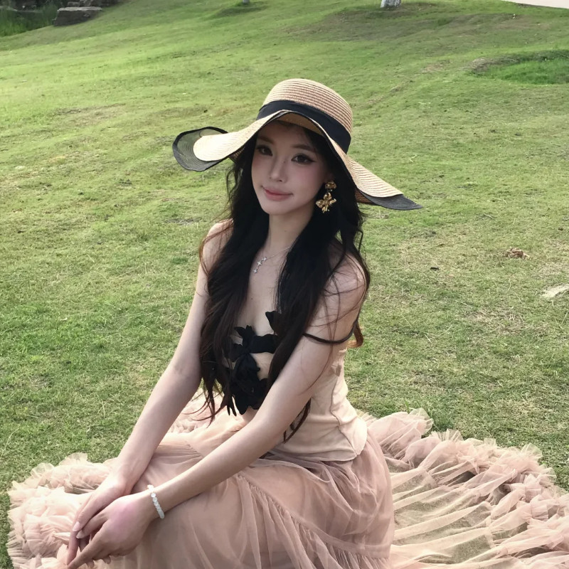 法式度假风~2025新款大檐蕾丝草帽可折叠时尚百搭出游防晒遮阳帽