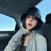 韩系女主 pu皮质不规则盆帽女秋冬季 英伦菱形格显脸小保暖渔夫帽