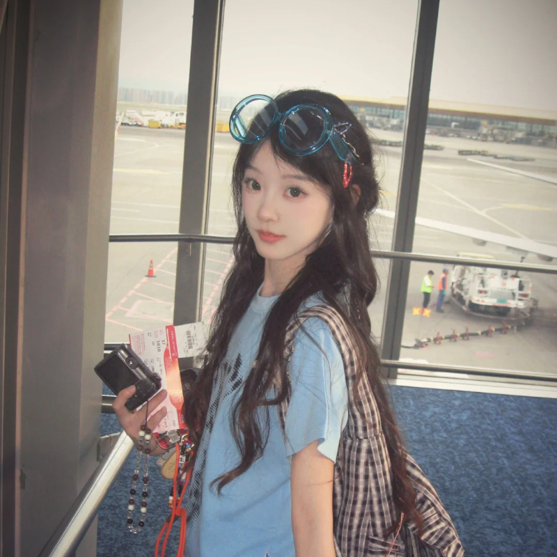 【古早氛围感】2025新款大框墨镜女高级感防紫外线个性潮流太阳镜