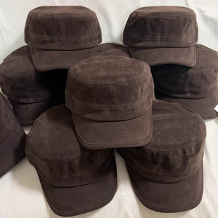 特猫柔版型超正！复古深棕麂皮绒平顶马术帽子时尚洋气骑士报童帽