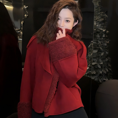 短款酒红色立领款皮毛一体外套女