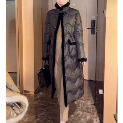 冬季韩系小众温柔高级感羽绒服