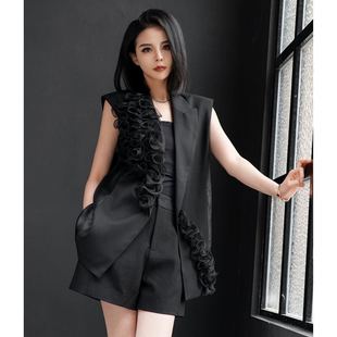 2026年春季新款时尚洋气设计感搭配一整套黑色马甲短裤两件套装女