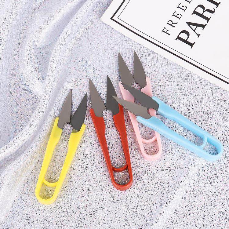 Manufacturer of colored yarn scissors with plastic handles,