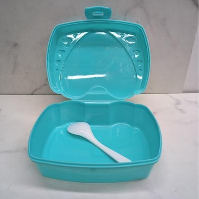 Square plastic lunch box, office worker meal box, portable n