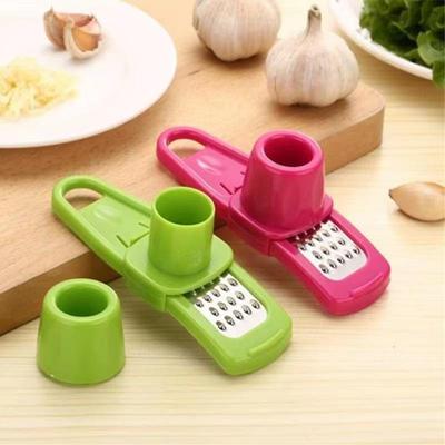 Multifunctional Manual Garlic Mincer for Home Use, Garlic an