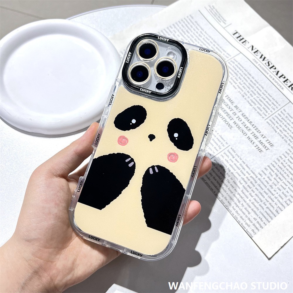 新款卡通iPhone15苹果16promax手机壳个性害羞小熊猫适用14防摔13