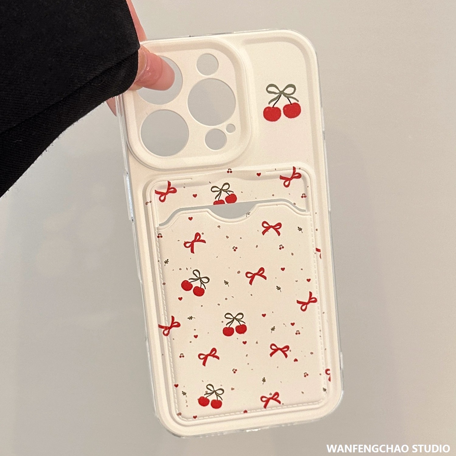 奶黄卡包ins樱桃蝴蝶结适用iphone15手机壳16pro max苹果13全包11
