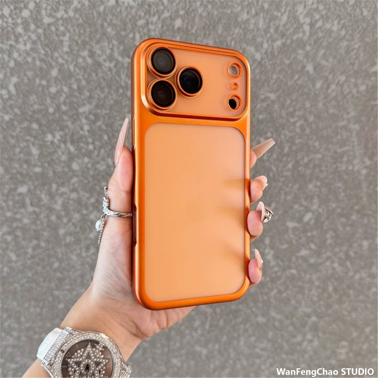 适用17PROMAX手机超薄磨砂