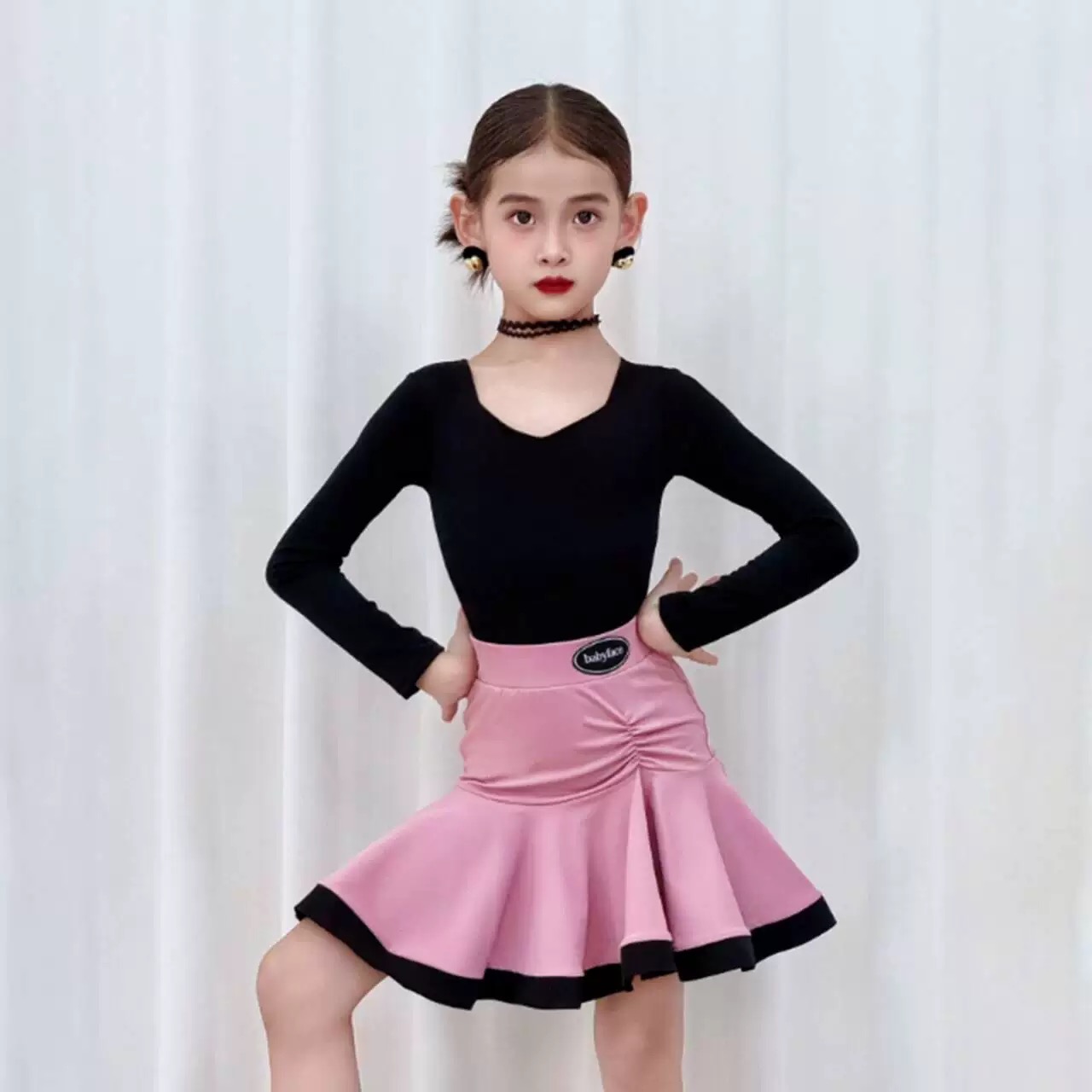 2025新款女童拉丁舞练功服少儿秋冬长袖加厚套装儿童大裙摆舞蹈裙