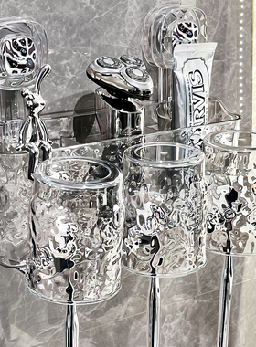 吸盘牙刷置物架壁挂式免打孔卫生间轻奢牙刷架高端牙杯牙膏架子