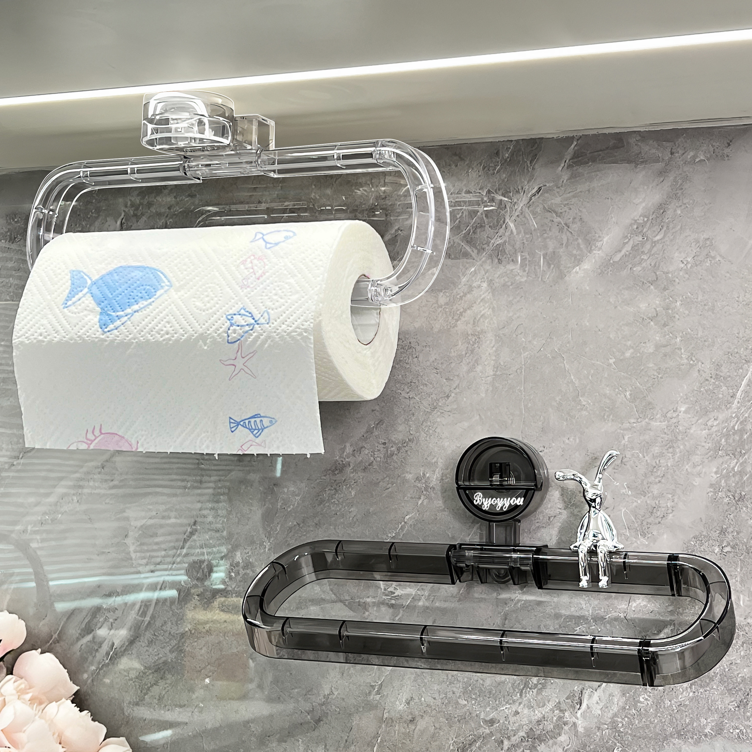 【品牌正品】厨房吸盘纸巾架免打孔橱柜用纸挂架保鲜膜收纳家用懒