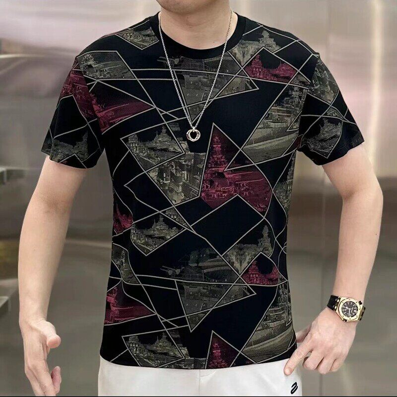 冰丝短袖T恤男夏季薄款汗衫青年潮牌男装上衣速干个性宽松半袖男