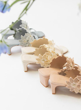 RANDA 23新款仙女细带绑带刺绣花瓣穆勒中高跟凉鞋 DS12008