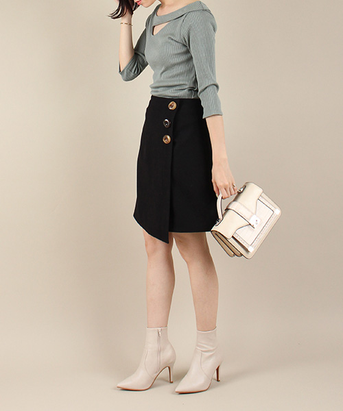 RANDA春夏新款纽扣装饰通勤