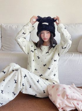 【绒绒甜豆】兴北奶舒绒圆领居家服两件套装女冬季保暖睡衣W0015D
