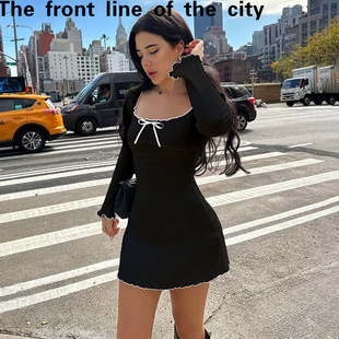 sexy fit hip hugging U字领撞色木耳边收腰 Lace dress秋季 slim