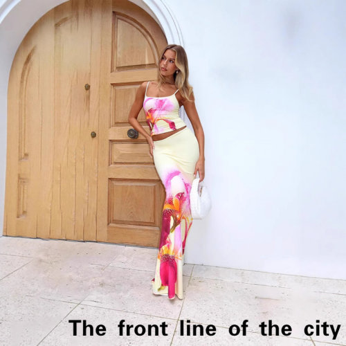 Fashionablesexysplitvacationme