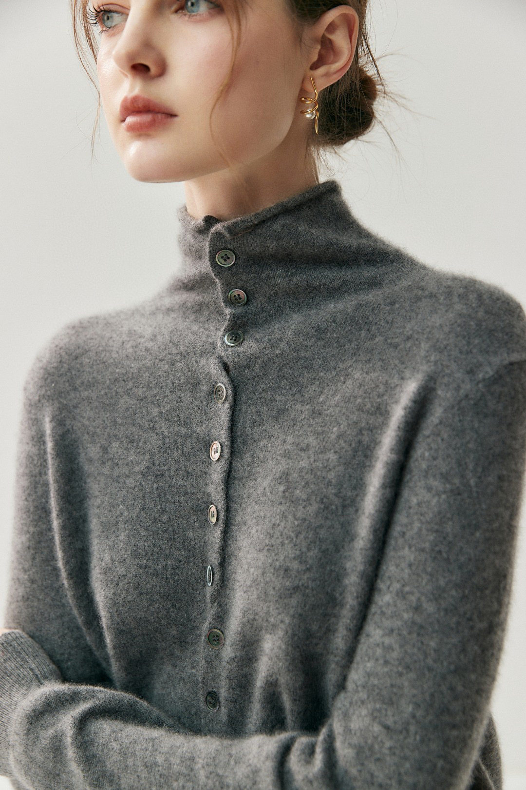 重磅奢品~羊绒开衫女卷边高领前后两穿系扣针织毛衣气质羊毛外套,女装/女士精品,毛针织衫,淘宝优惠券,粉丝福利购,淘宝优惠卷