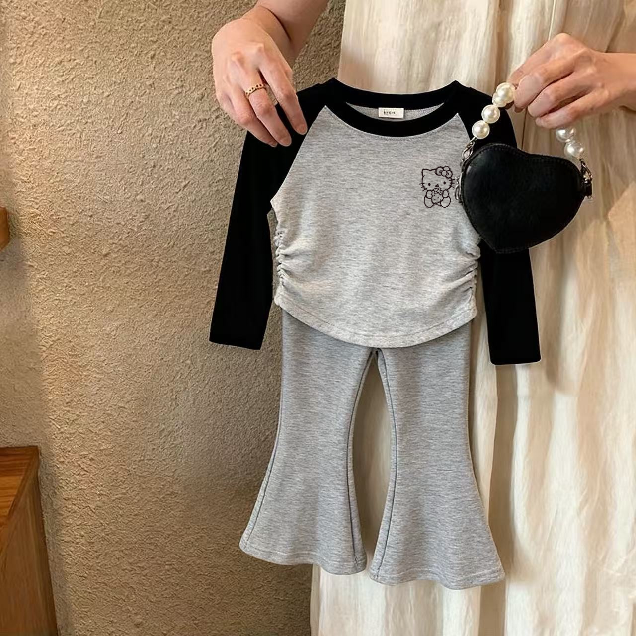 女童长袖套装春秋季新款拼色卡通印花圆领褶皱上衣宝宝百搭喇叭裤