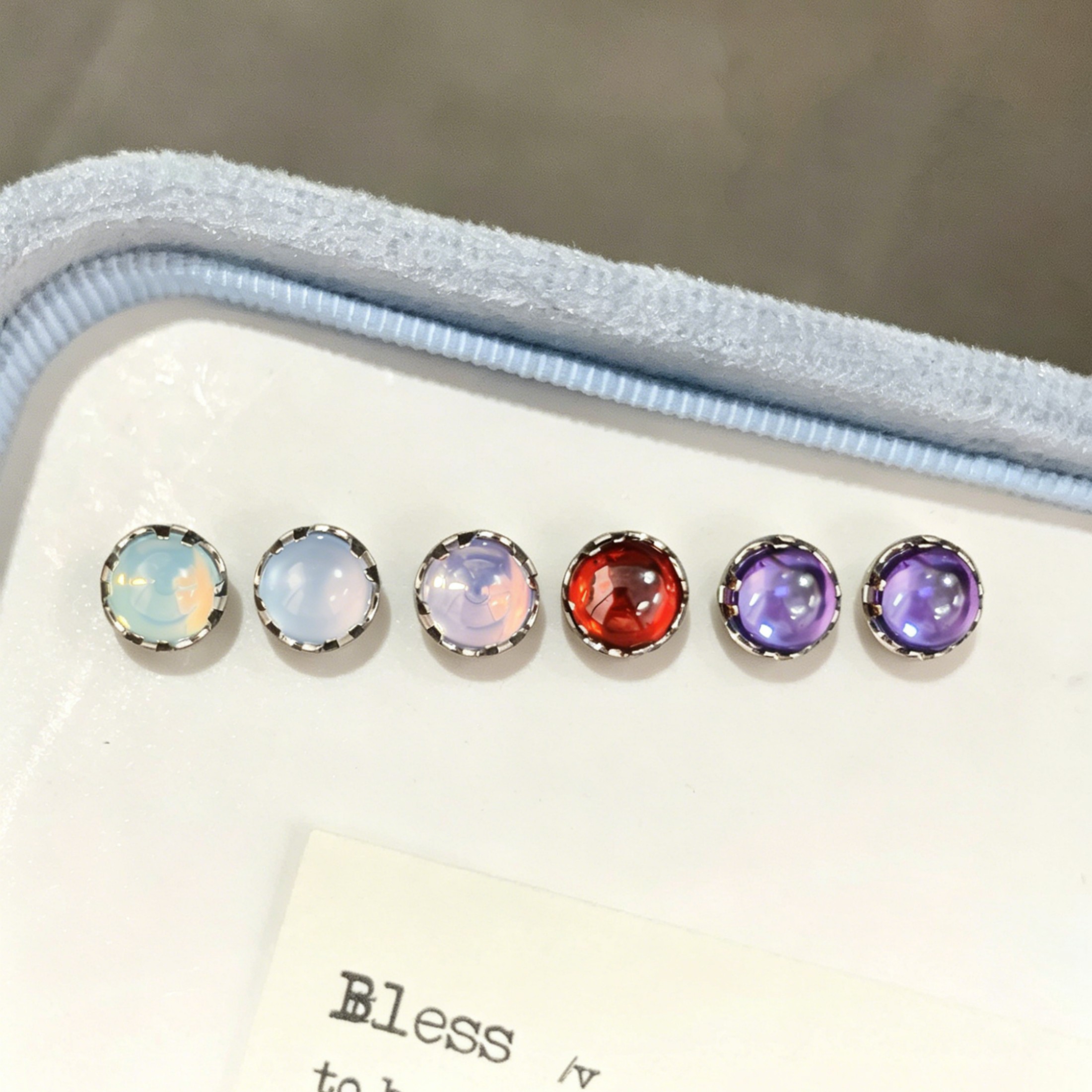 F136钛合金5mm齿边月光石耳钉