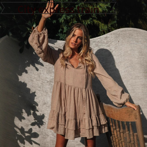 trapV-necklongbubblesexydress