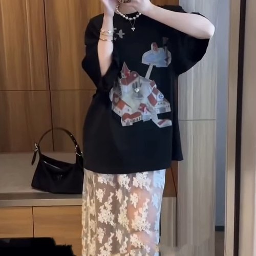 显瘦卡通印花短袖上衣+半身裙