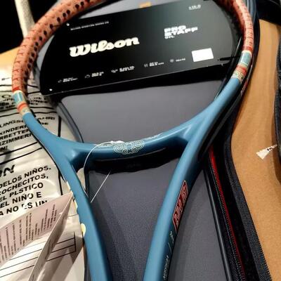 Wilson北京系列印章限定网球拍