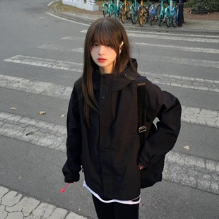 工装 新款 宽松休闲薄款 户外防风美式 夹克潮 黑色冲锋衣外套女春秋款