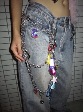 Srrybabe金属配件可斜挎造型感手机链&毛绒毛毛可斜挎手机链