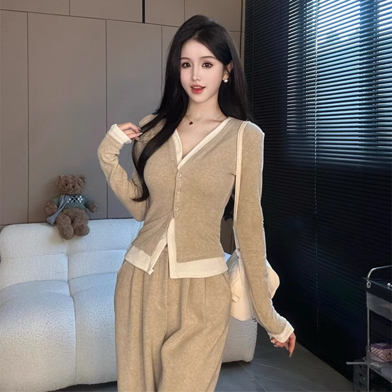 休闲时尚运动衣服女套装春秋炸街修身显瘦v领卫衣阔腿裤两件套潮