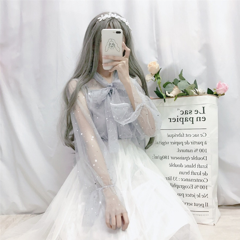 Solid price, salt and sweet two piece set 2021 early spring 2021 long sleeved bow tie + gauze skirt suit.