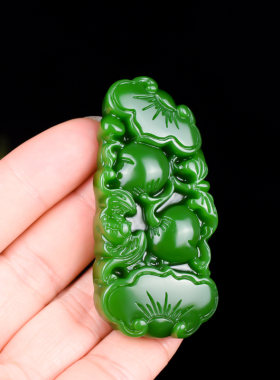 新疆和田玉碧玉事事如意挂件男霸气女款碧玉福寿如意玉石吊坠