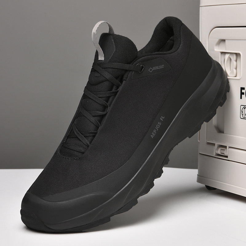 2024新款男鞋户外登山鞋防水徒步轻便休闲透气耐磨防滑运动跑步鞋