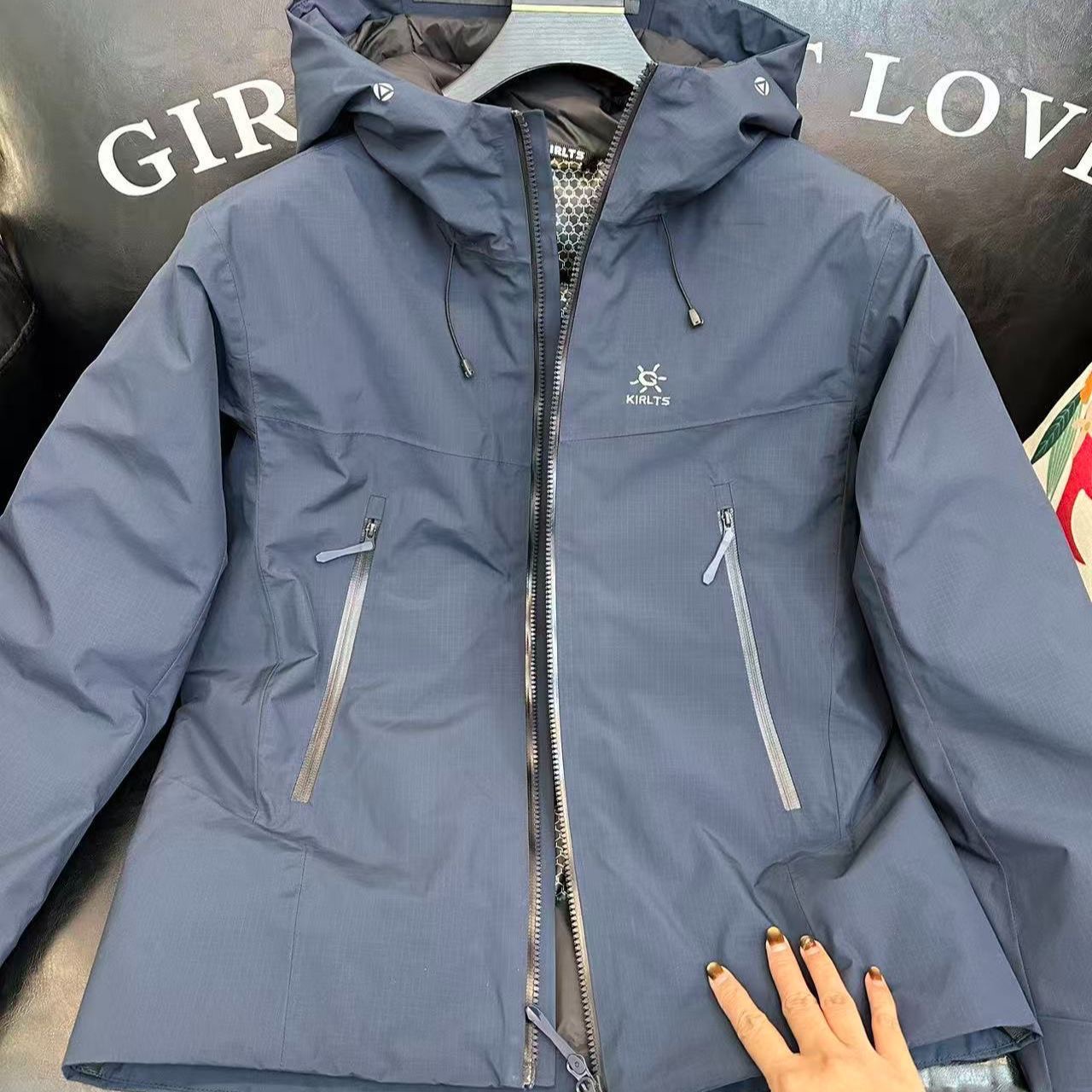 2025冬季新款户外男士白鸭绒外套加厚保暖纯色连帽羽绒服男冲锋衣