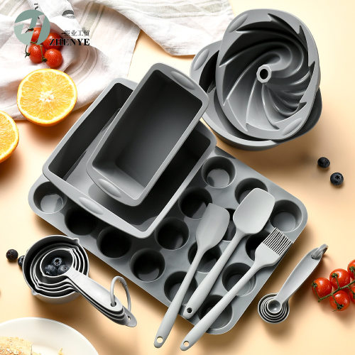 18Pcs Rectangular Baking Tray Set Cake Bread Mould Tools