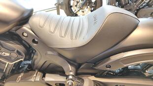 bobber急速舒适司机坐垫 舒适单人座 印第安原厂Scout Rogue改装