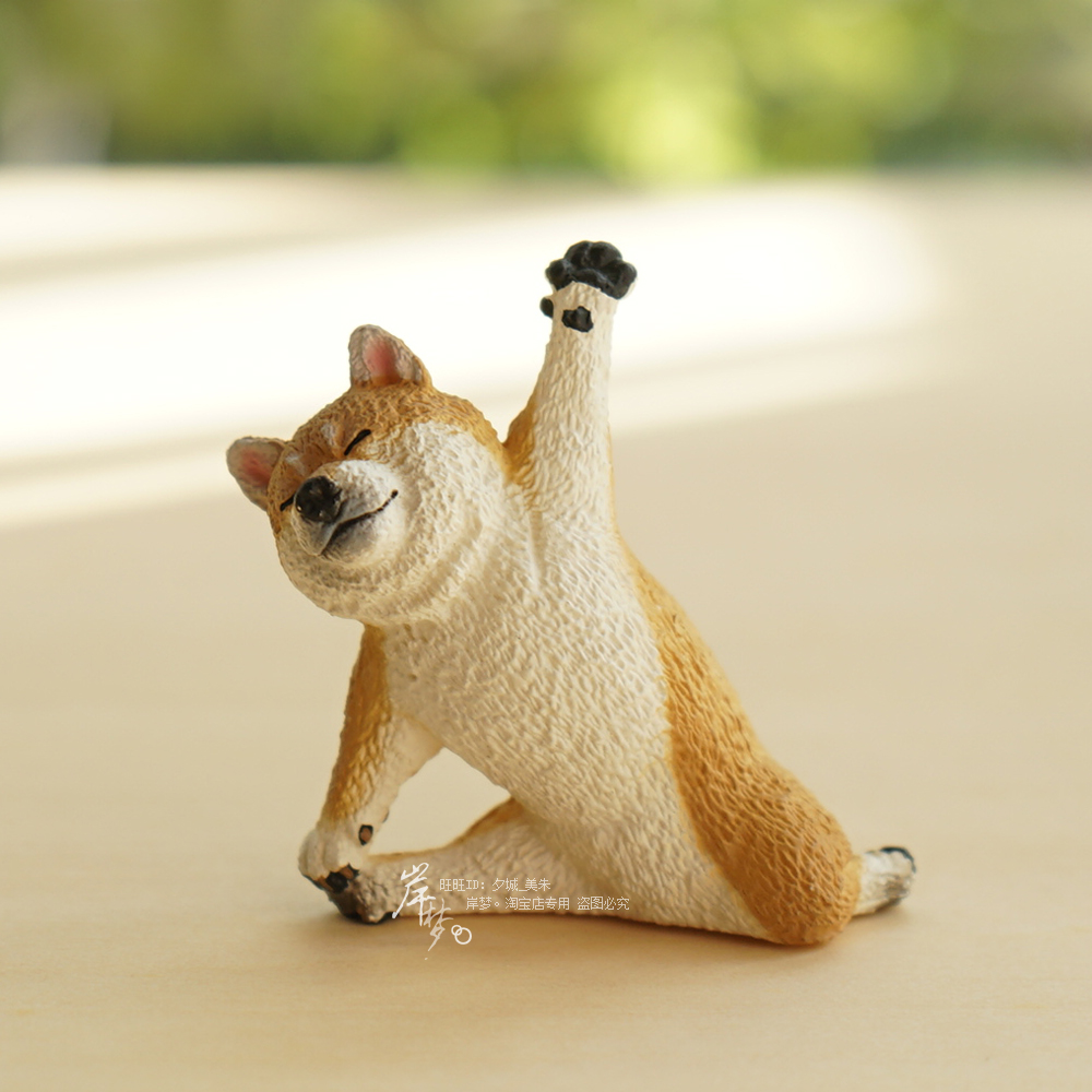 锻炼身体狗狗柴犬柯基扭蛋摆件