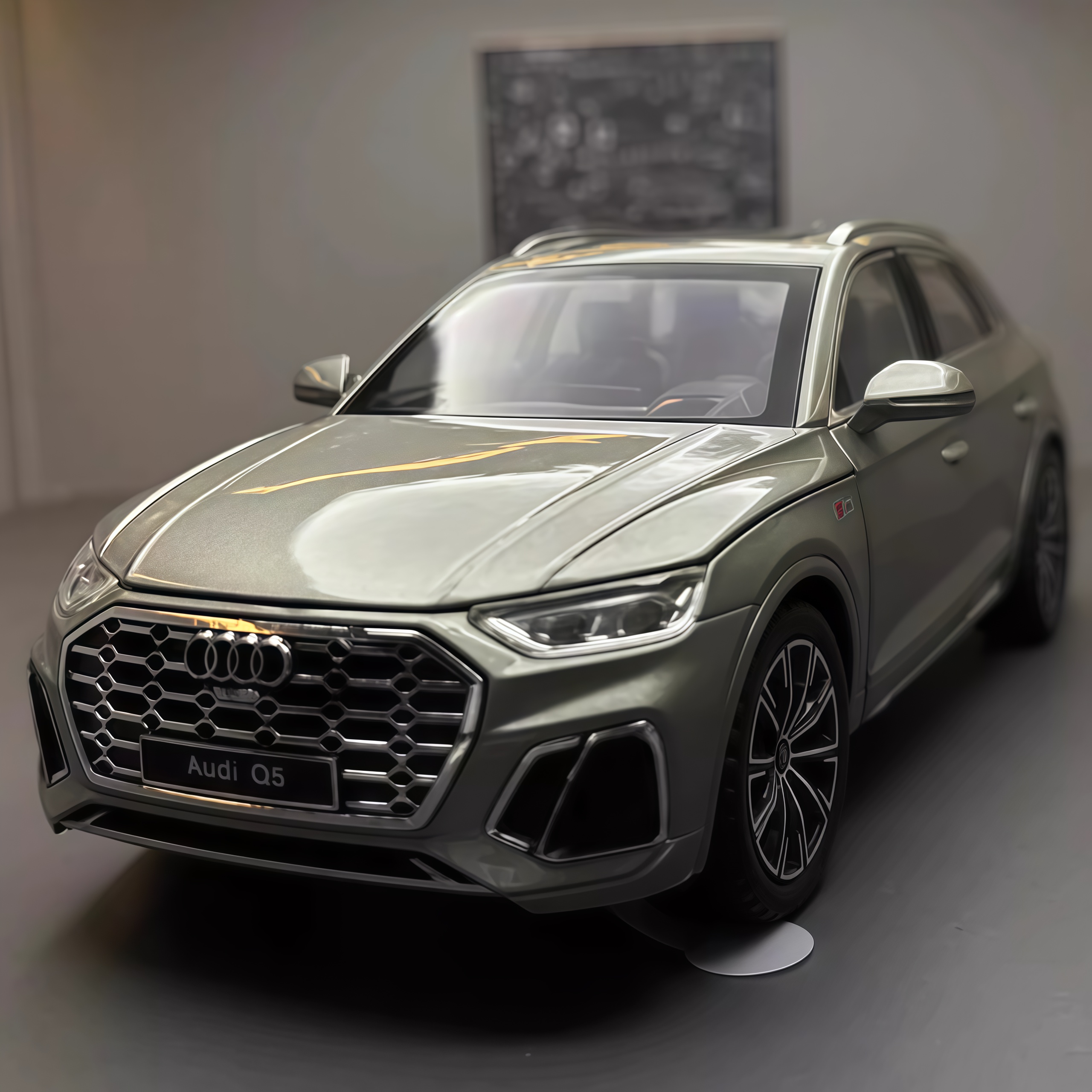 124奥迪Q5车模型声光回力玩具车
