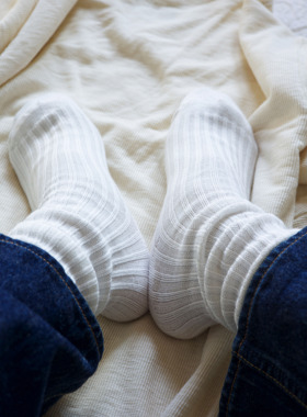 BeeffSocks春夏 粗线针织 透气户外中筒长袜日潮男女白色棉袜简约