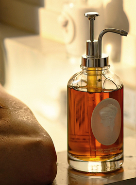 idemak原创木质调香氛沐浴露持久留香补水滋润男女洗澡温和清洁