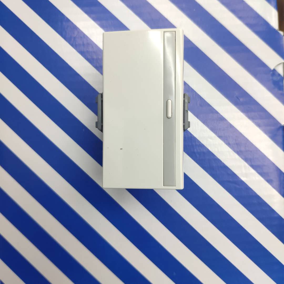 松下开关插座面板 宏彩系列开关芯子功能键 带LED蓝光芯子组装件