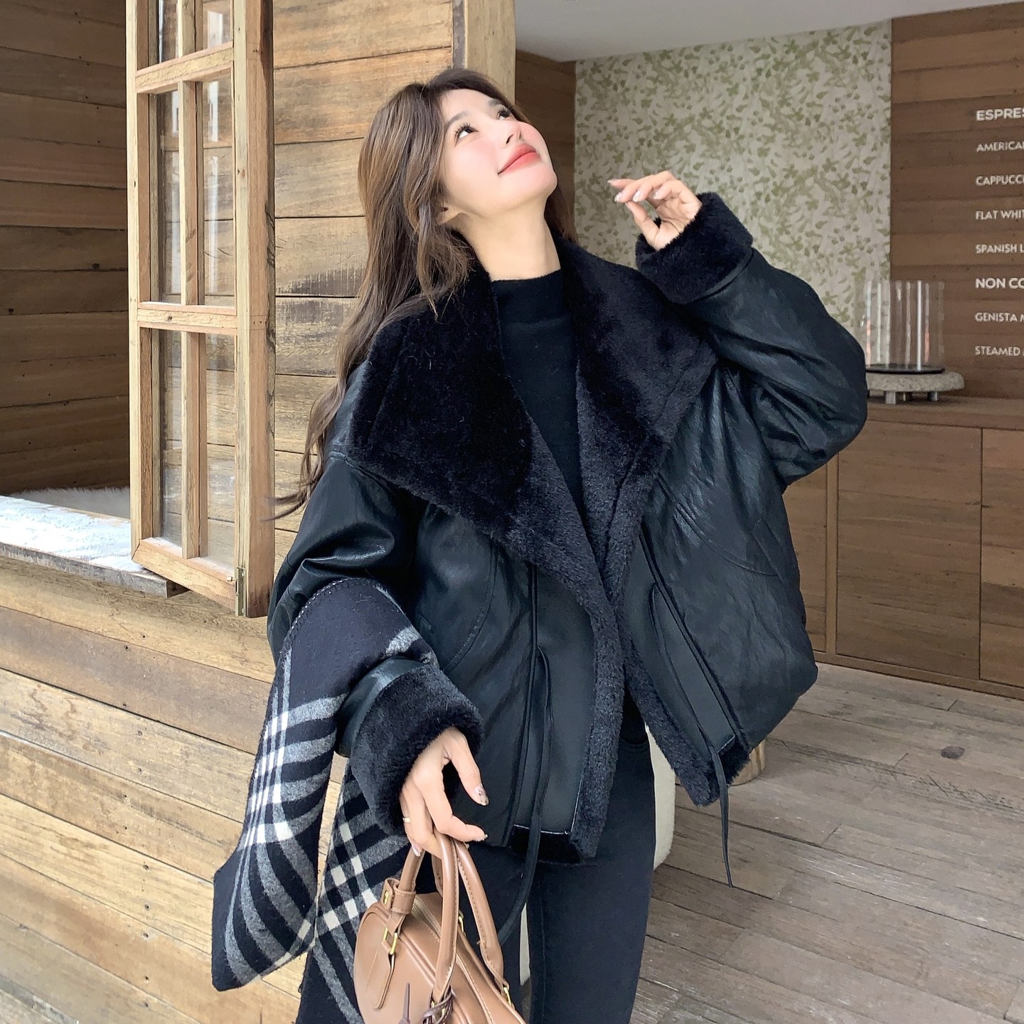 【现货】90白鸭绒羊羔毛皮毛一体羽绒服外套157-3333-P285K428，女装羽绒服，浙宝157（原165A）