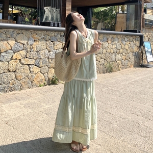 小香风蕾丝条纹无袖半身裙套装女夏2025新款甜美两件套漂亮温柔风图片