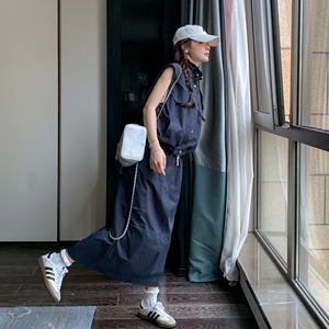 藏青色工装风马甲套装裙女2025夏韩系蕾丝拼接上衣减龄半身裙套装图片