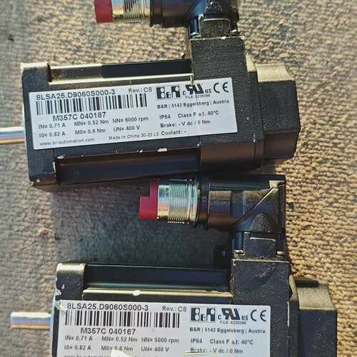 议价贝加莱电机8LSA25.D9060S000-3询价