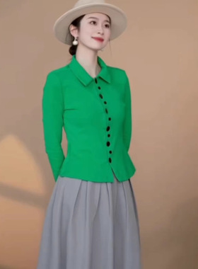 英国George Melis【套装】秋冬款不规则单排扣针织衫高级灰半身裙