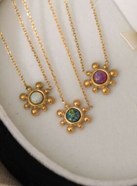 英国George Melis钛钢高保色轻奢小巧太阳花 火彩仿欧泊石耳钉