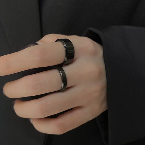 潮酷ins风情侣黑色钛钢不掉色戒指男女小众高级百搭中食指环个性